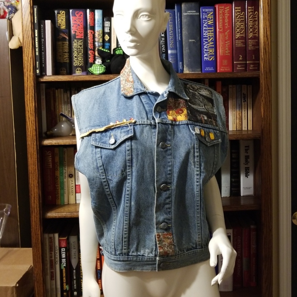 Freego Shades of Blue embellished Denim vest P/S